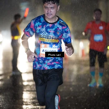 Runner Photo 7643316