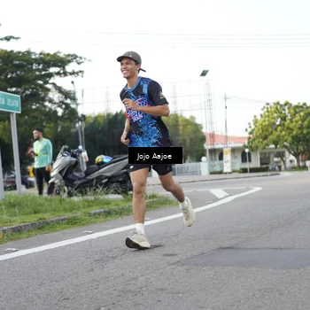 Runner Photo 7643321