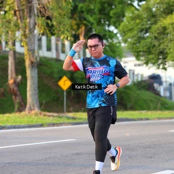 Runner Photo 7643399
