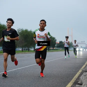 Runner Photo 7643409