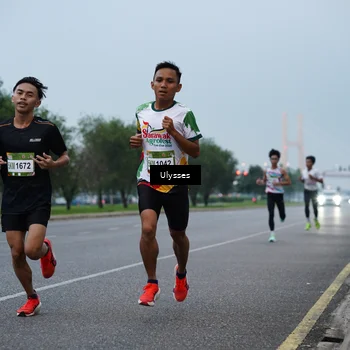 Runner Photo 7643415
