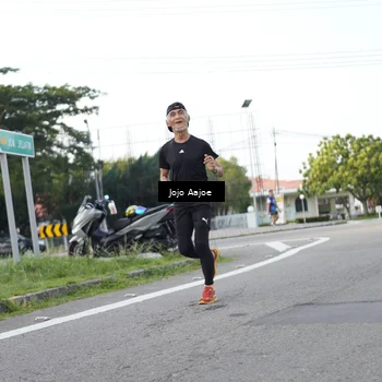 Runner Photo 7643439