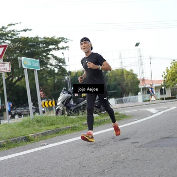 Runner Photo 7643527