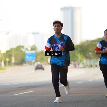 Runner Photo 7643529
