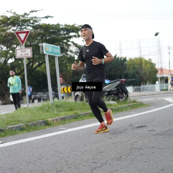 Runner Photo 7643549