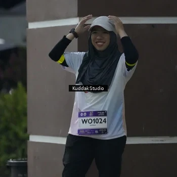 Runner Photo 7643635