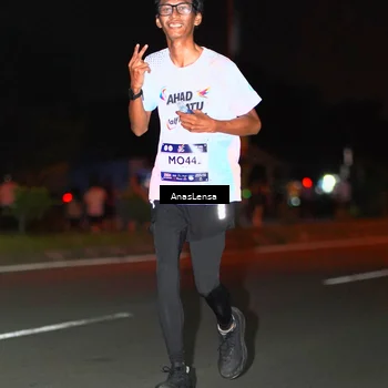 Runner Photo 7643700