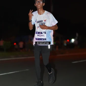 Runner Photo 7643702