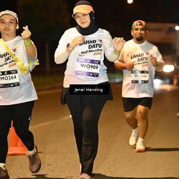 Runner Photo 7643707