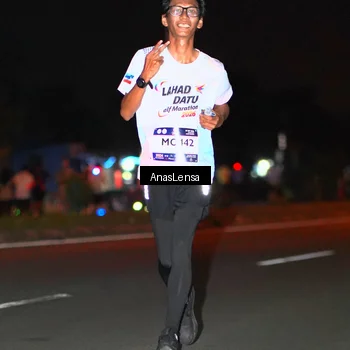 Runner Photo 7643724