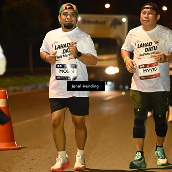 Runner Photo 7643727