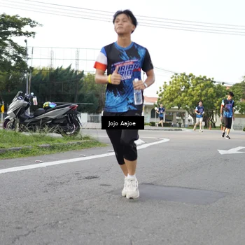 Runner Photo 7643804