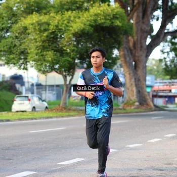Runner Photo 7643805