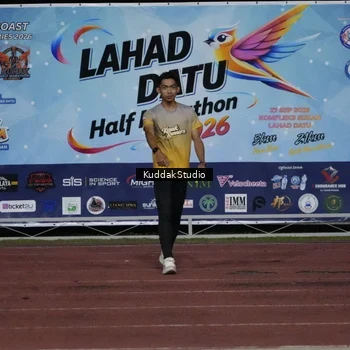 Runner Photo 7643897
