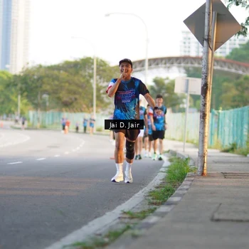 Runner Photo 7643921