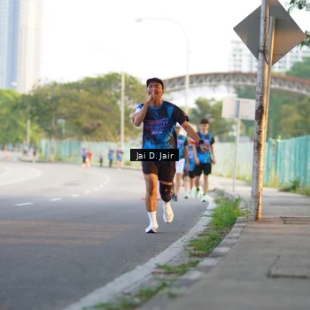 Runner Photo 7643945
