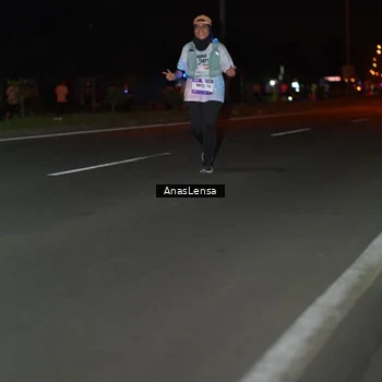 Runner Photo 7643969
