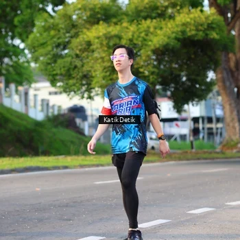 Runner Photo 7643984