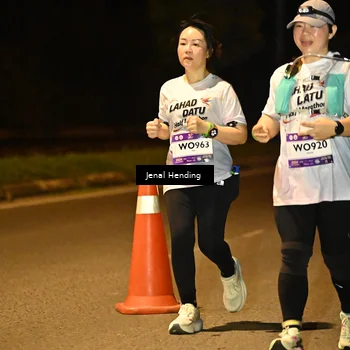 Runner Photo 7644000