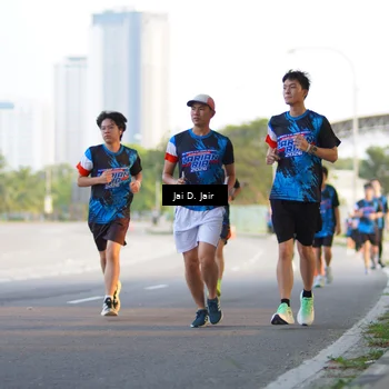 Runner Photo 7644002