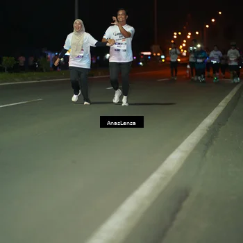 Runner Photo 7644021