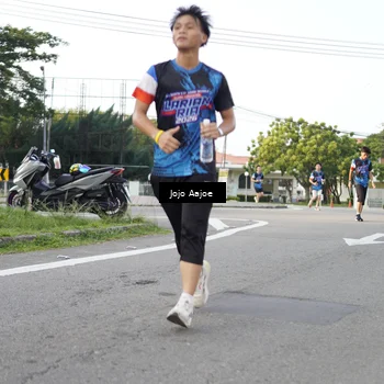 Runner Photo 7644039