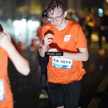 Runner Photo 7644066