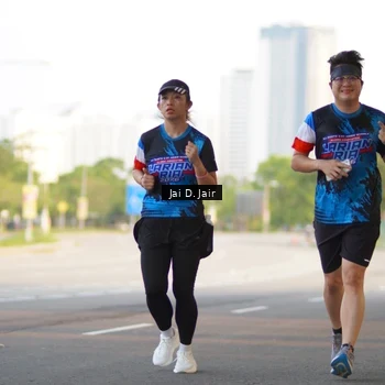 Runner Photo 7644165
