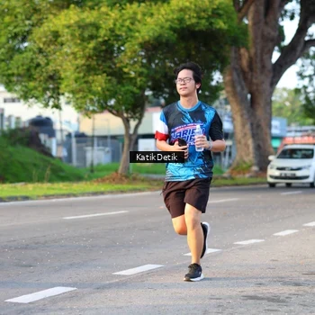 Runner Photo 7644307