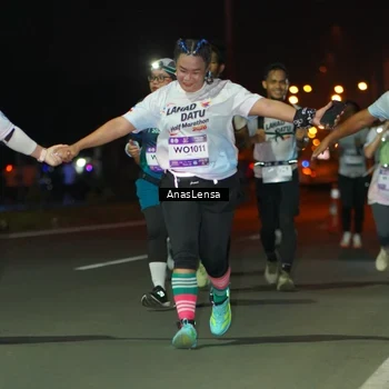 Runner Photo 7644385