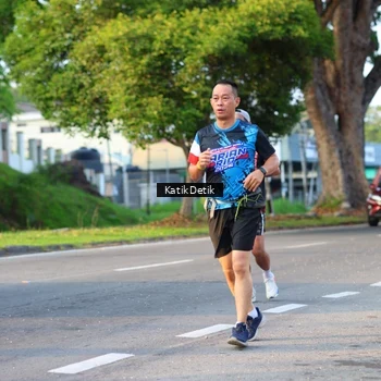 Runner Photo 7644423
