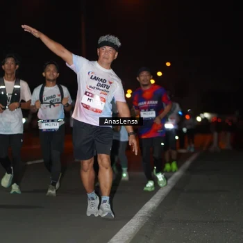 Runner Photo 7644456