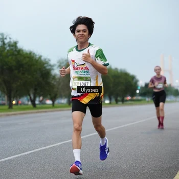Runner Photo 7644480