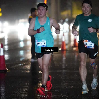 Runner Photo 7644496