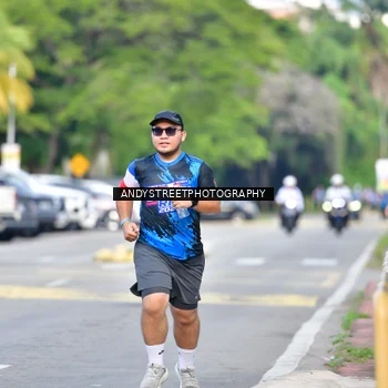 Runner Photo 7644501