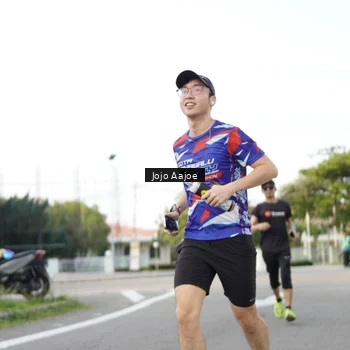 Runner Photo 7644531