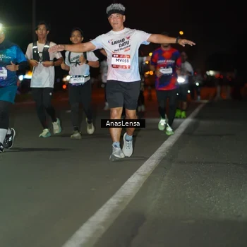 Runner Photo 7644545