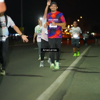 Runner Photo 7644572