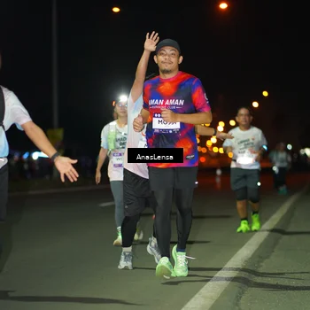 Runner Photo 7644576