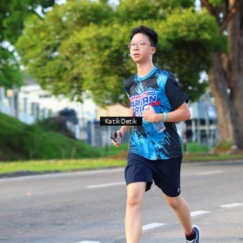 Runner Photo 7644611