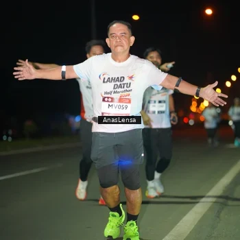 Runner Photo 7644664