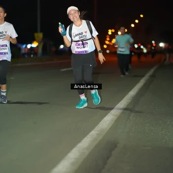 Runner Photo 7644830