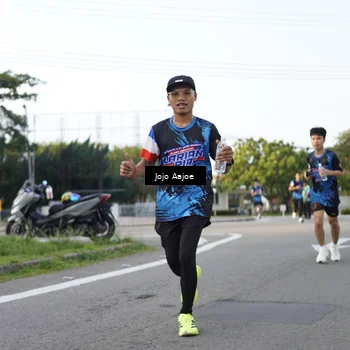 Runner Photo 7644873