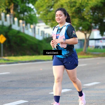 Runner Photo 7644875