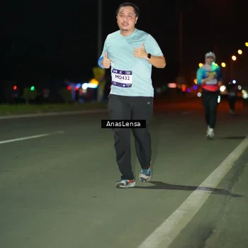 Runner Photo 7644990