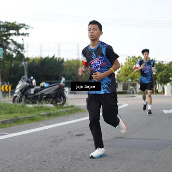 Runner Photo 7644991
