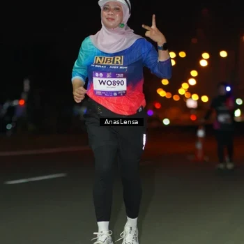 Runner Photo 7645000