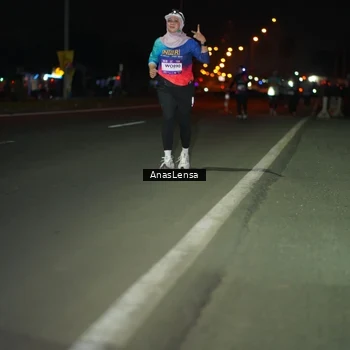 Runner Photo 7645005