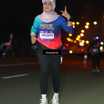 Runner Photo 7645011