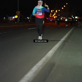 Runner Photo 7645012